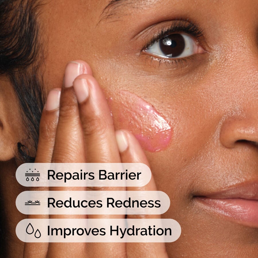 soothing-and-barrier-support-serum-l6 ord-soothing-barrier-support-serum-model-application-with-benefits.jpg